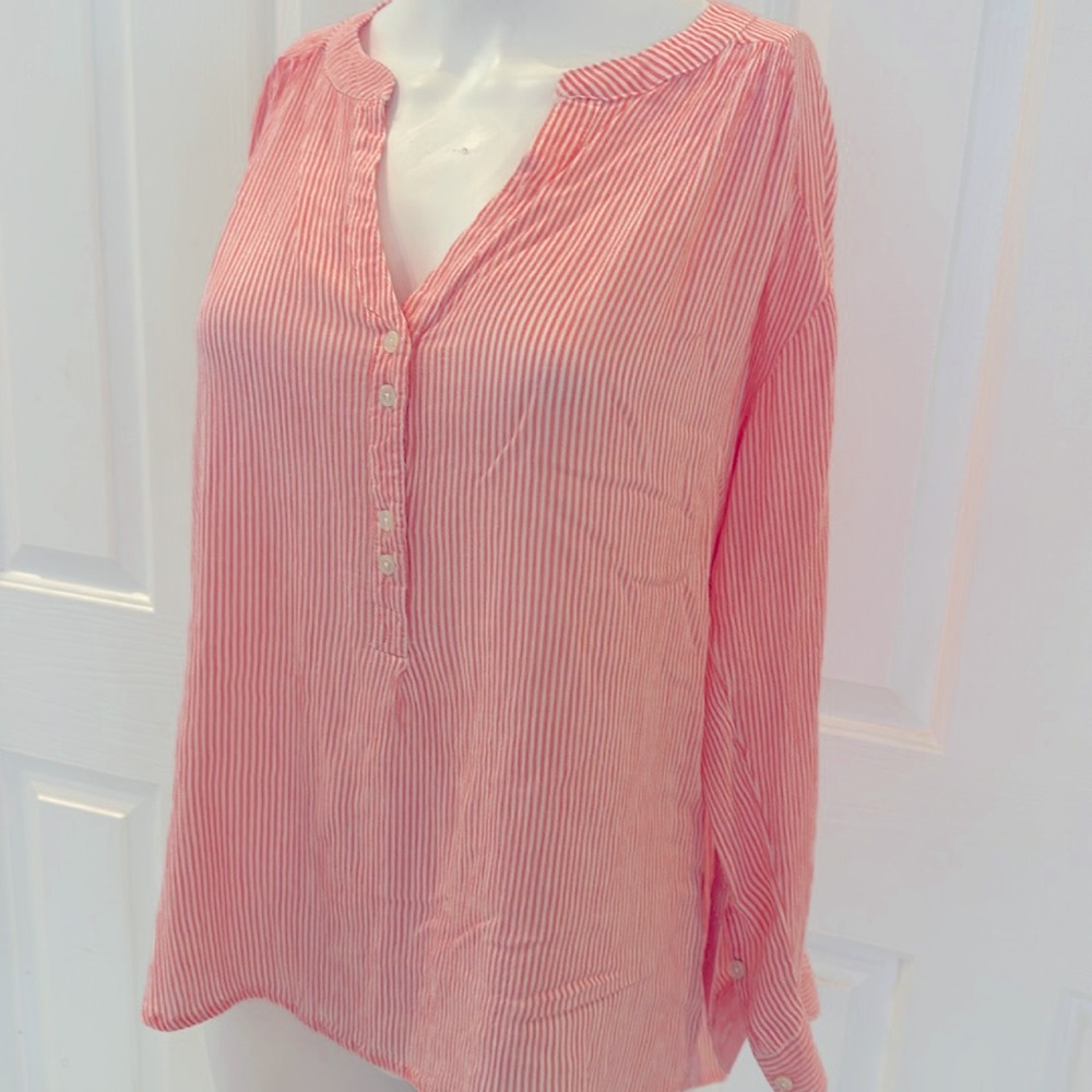 Nine West pink/coral loose fitting women’s blouse size small